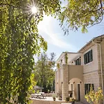 Casa Ra Guest house