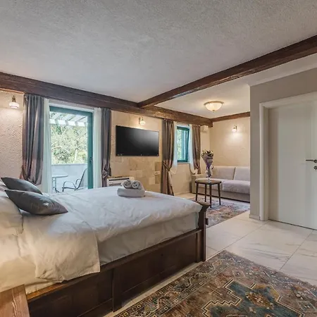 Casa Ra 4* Podgorica