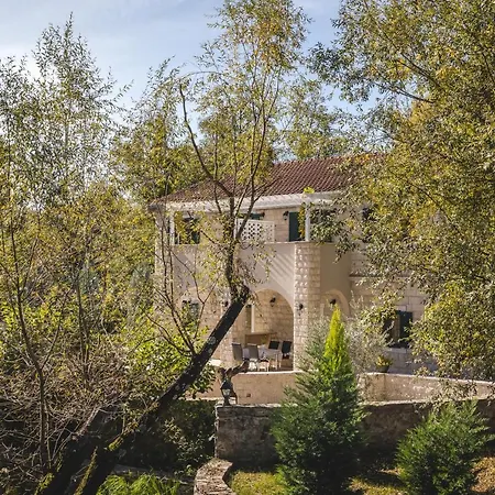 Casa Ra 4* Подгориця