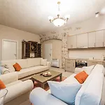 Casa Ra 4* Podgorica