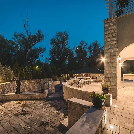 Guest house Casa Ra 4*