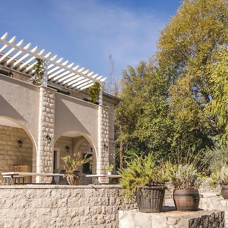 Casa Ra Guest house