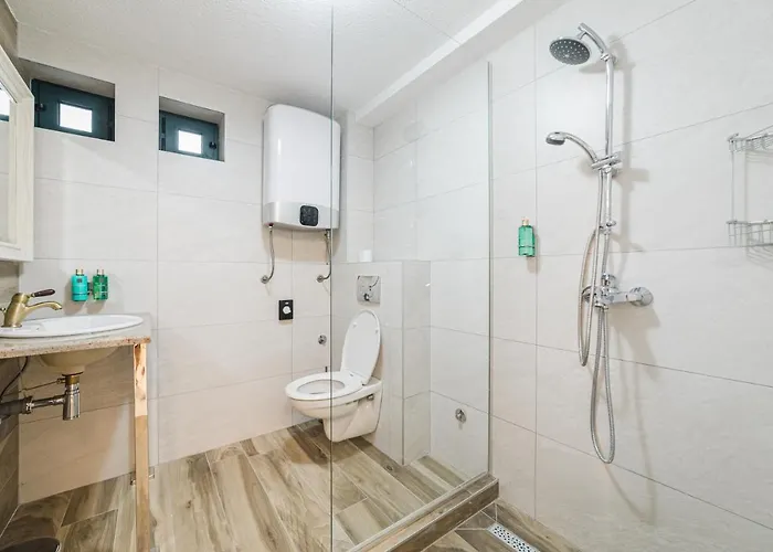 Casa Ra Pensionat Podgorica